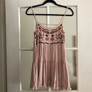 FOREVER 21 PINK FLORAL DRESS WITH SCALLOP HEM